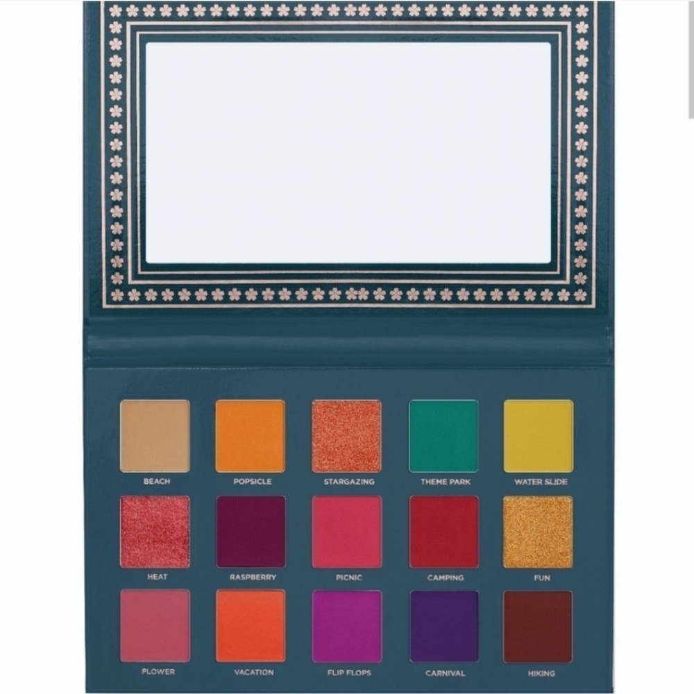 NIB Ace Beaute Nostagia- Eye Shadow Palette, 15 shades. NEW!!